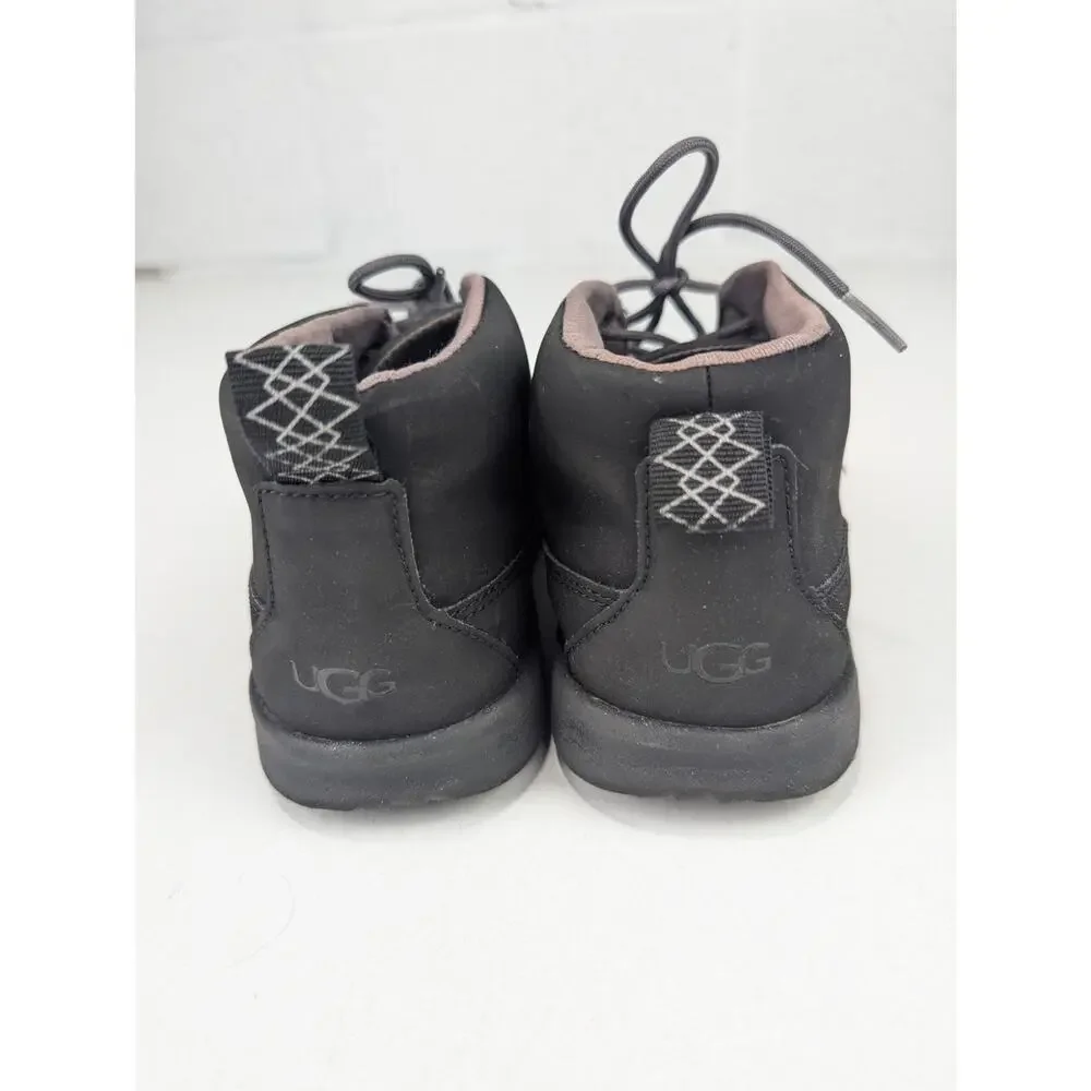 UGG Youth 5 Black Canoe Suede Chukka Boots